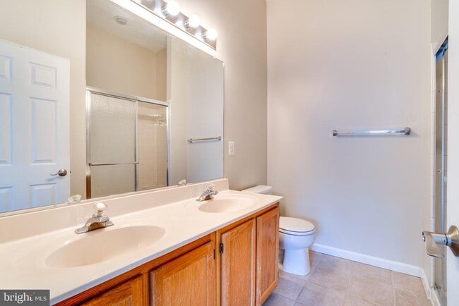 Building Photo - 4307 Chariot Ct