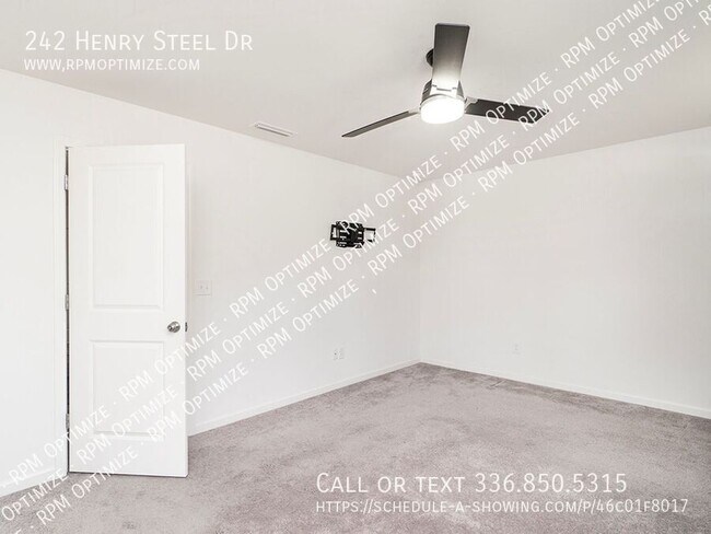 Building Photo - 242 Henry Steel Dr