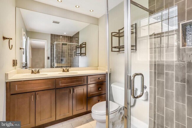 Building Photo - 9801 Orchid Cir