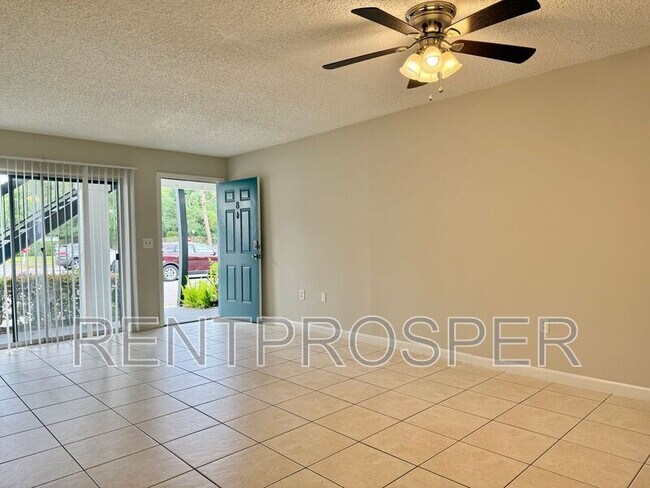 Building Photo - 4203 S Semoran Blvd