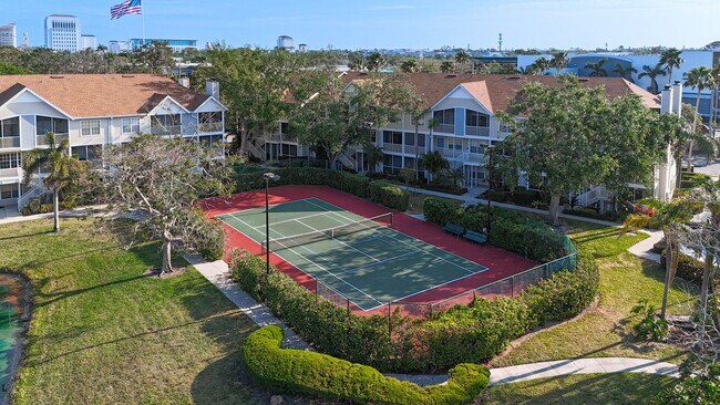 Building Photo - SEASONAL RENTAL - Downtown Sarasota Renovated Waterfront Condo
