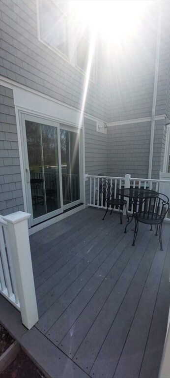 Building Photo - 442 Dana Farms