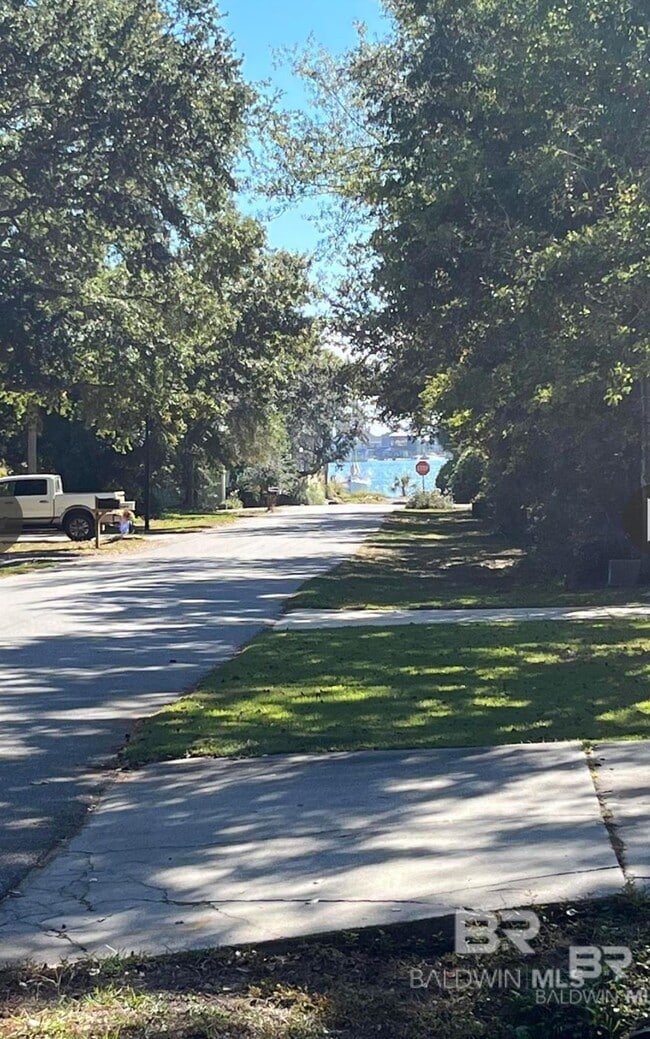 Building Photo - 4701 Avenue D Ave