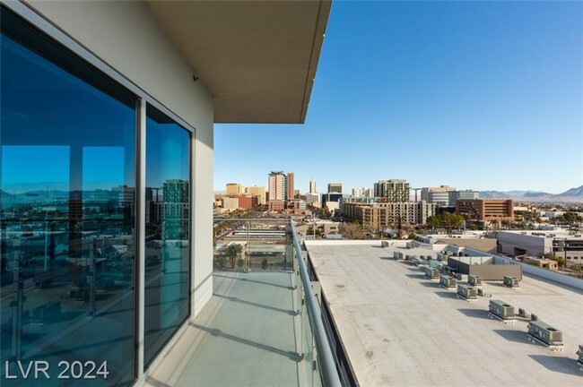 Building Photo - NEWPORT LOFTS--MAGNIFICENT PANORAMIC VIEWS...