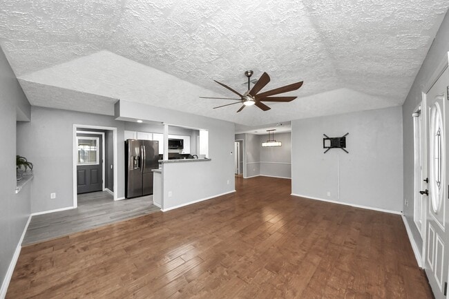 Building Photo - 3514 Spanish Acorn Ln