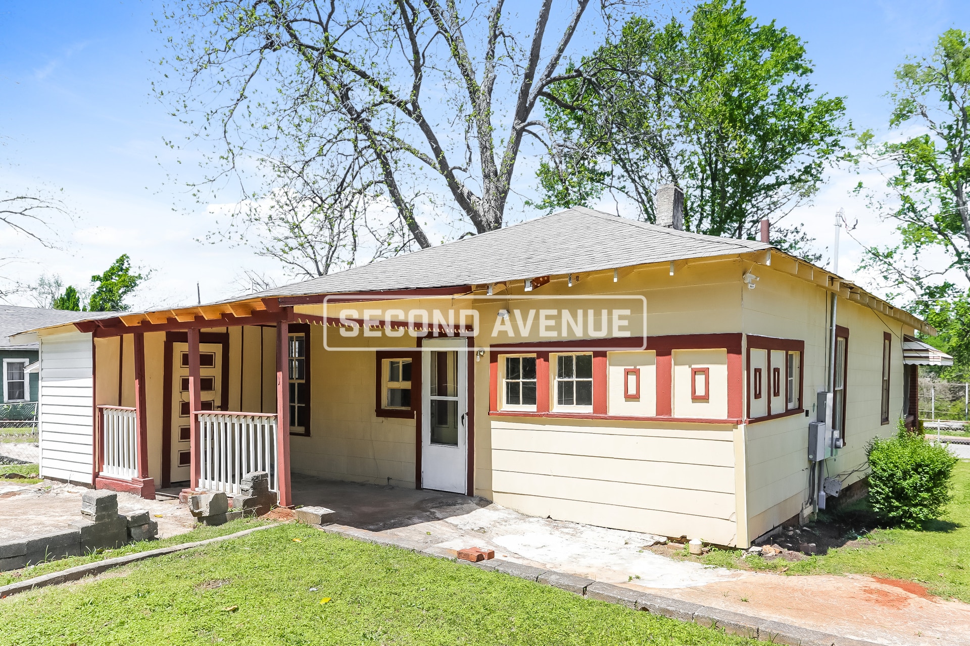 Building Photo - 3401 Hickory Ave SW