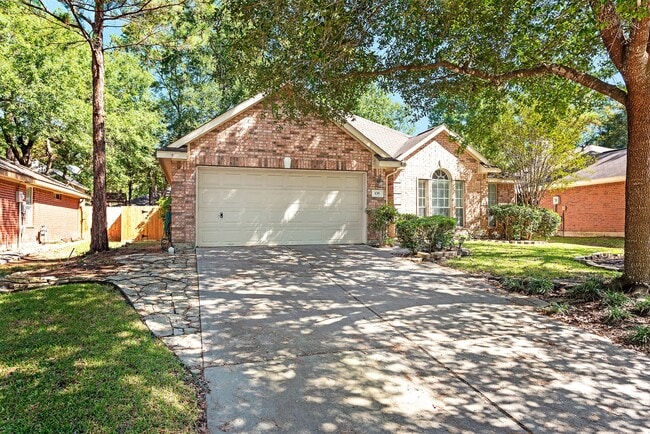 Primary Photo - 135 W Russet Grove Cir