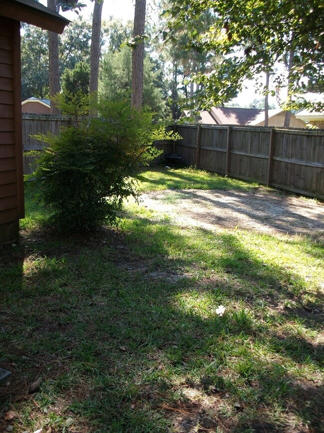 Building Photo - COMING MARCH 2026! (Pet Friendly)