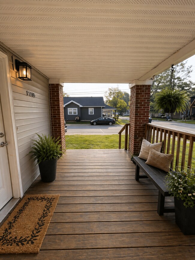 Building Photo - 1100 W Rex St