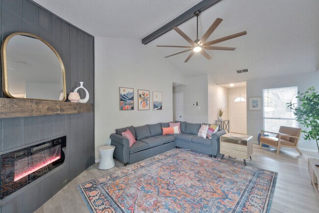 Building Photo - 11906 Blueridge Mountains Dr