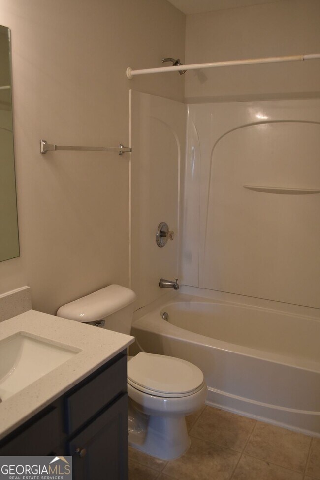 Building Photo - 556 Windstone Trail