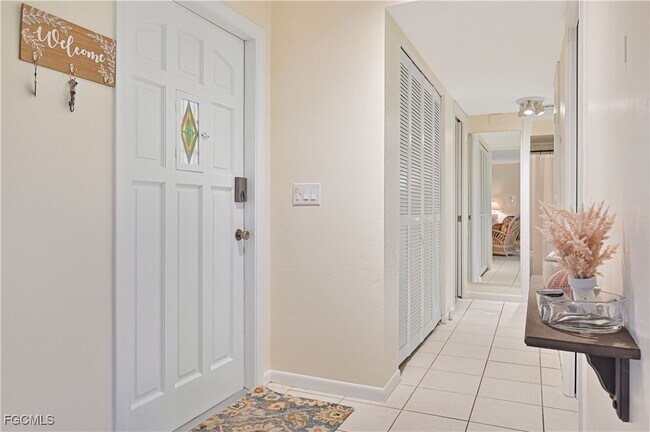 Primary Photo - 4195 Lakewood Blvd