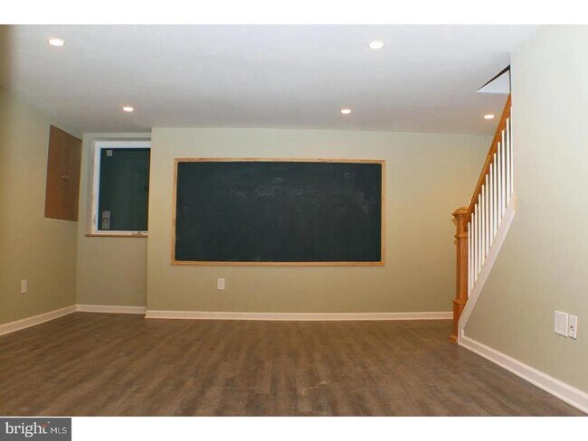 Building Photo - 56 Rickmar Ln