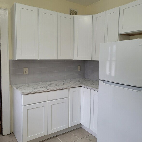 Newly Renovated Kitchen - 1604 S Geddes St