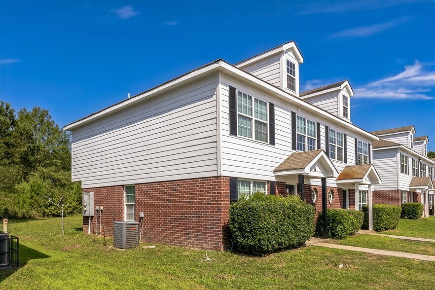 Building Photo - 625 Mill Stone Bluff
