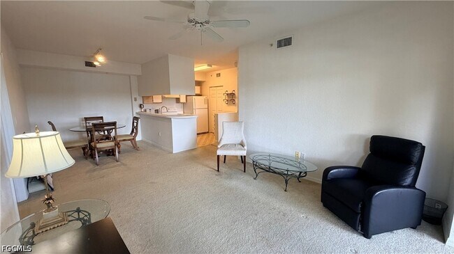 Building Photo - 6490 Aragon Way