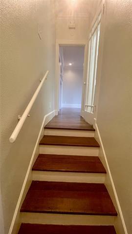 Building Photo - 5347 Lewis St