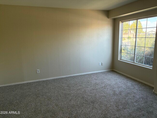 Building Photo - 1152 S Bridger Dr