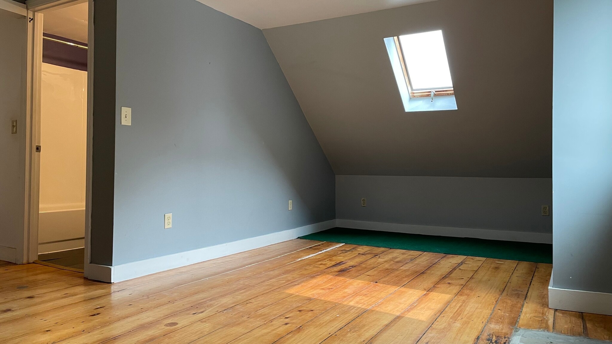 Building Photo - 6 Narragansett St