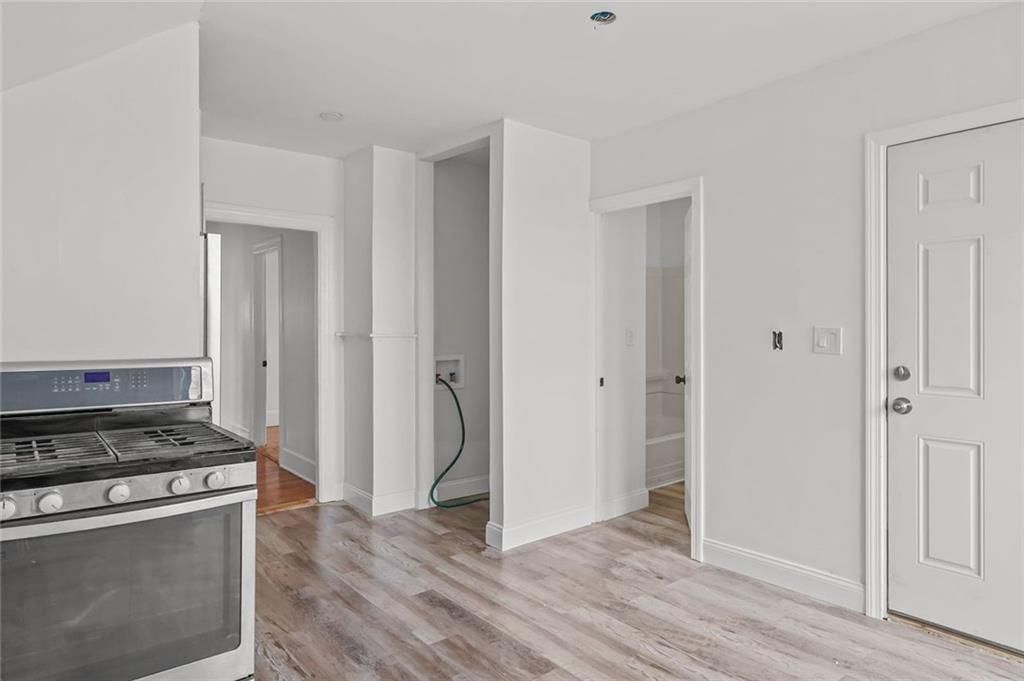 Building Photo - 123 Radcliffe Ave