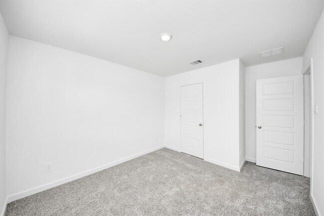 Building Photo - 2931 Amherst Mdw Ln