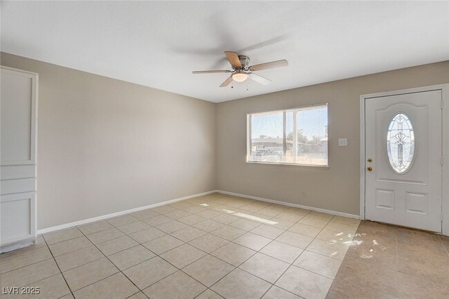 Building Photo - 620 Palmhurst Dr