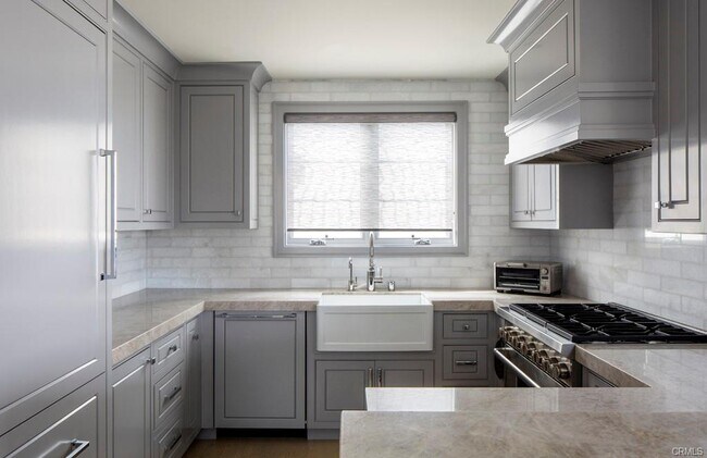Building Photo - 308 1/2 Fernleaf Avenue, Newport Beach, CA...