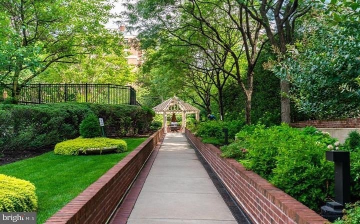 Building Photo - 7500 Woodmont Ave
