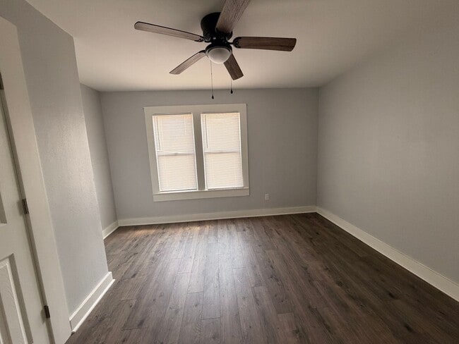 Building Photo - Discover this spacious 3-bedroom, 2-bathroom house in Atkins, AR
