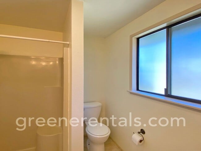 Building Photo - Coming Soon! 3BR 1.75BA Rambler in Olympia...