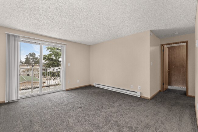 Building Photo - 11540 Pinehurst Way NE