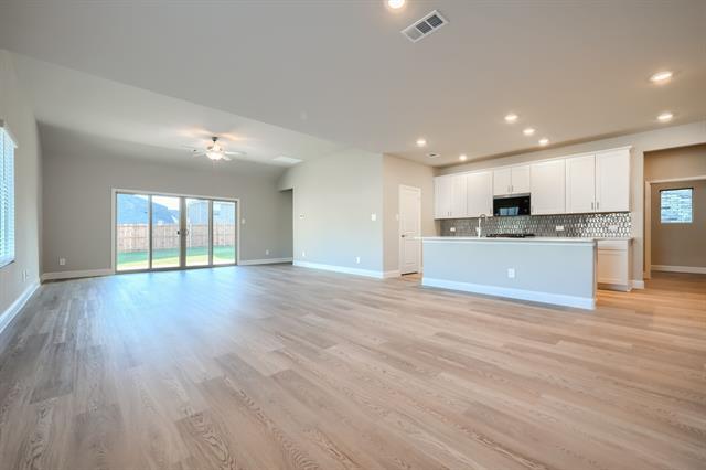 Building Photo - 603 Stagg St