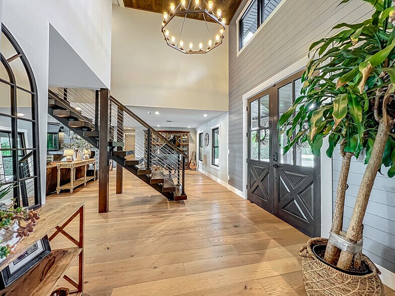 Front Entry - 281 Shell Pt E