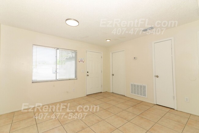 Building Photo - Recently Remodeled 3/2 in Orlando, FL