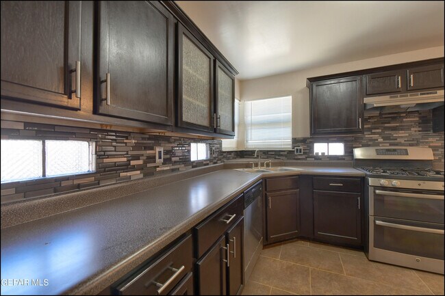 Building Photo - 10397 Carter Scott Pl