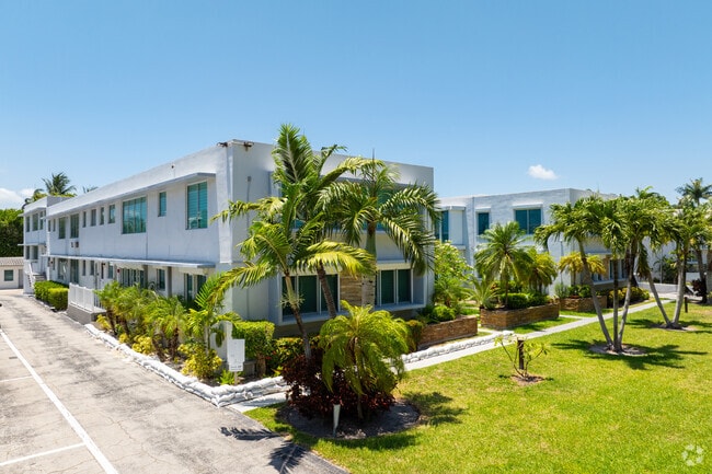 Primary Photo - Avondale Apartments