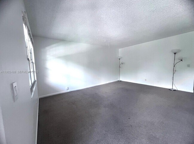 Building Photo - 101 SW 132nd Way