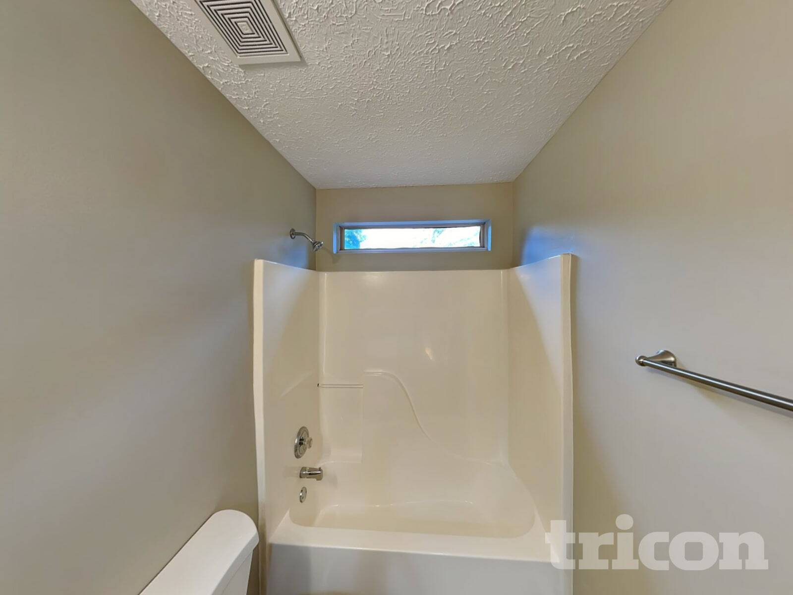 Building Photo - 716 Hallcrest Ct