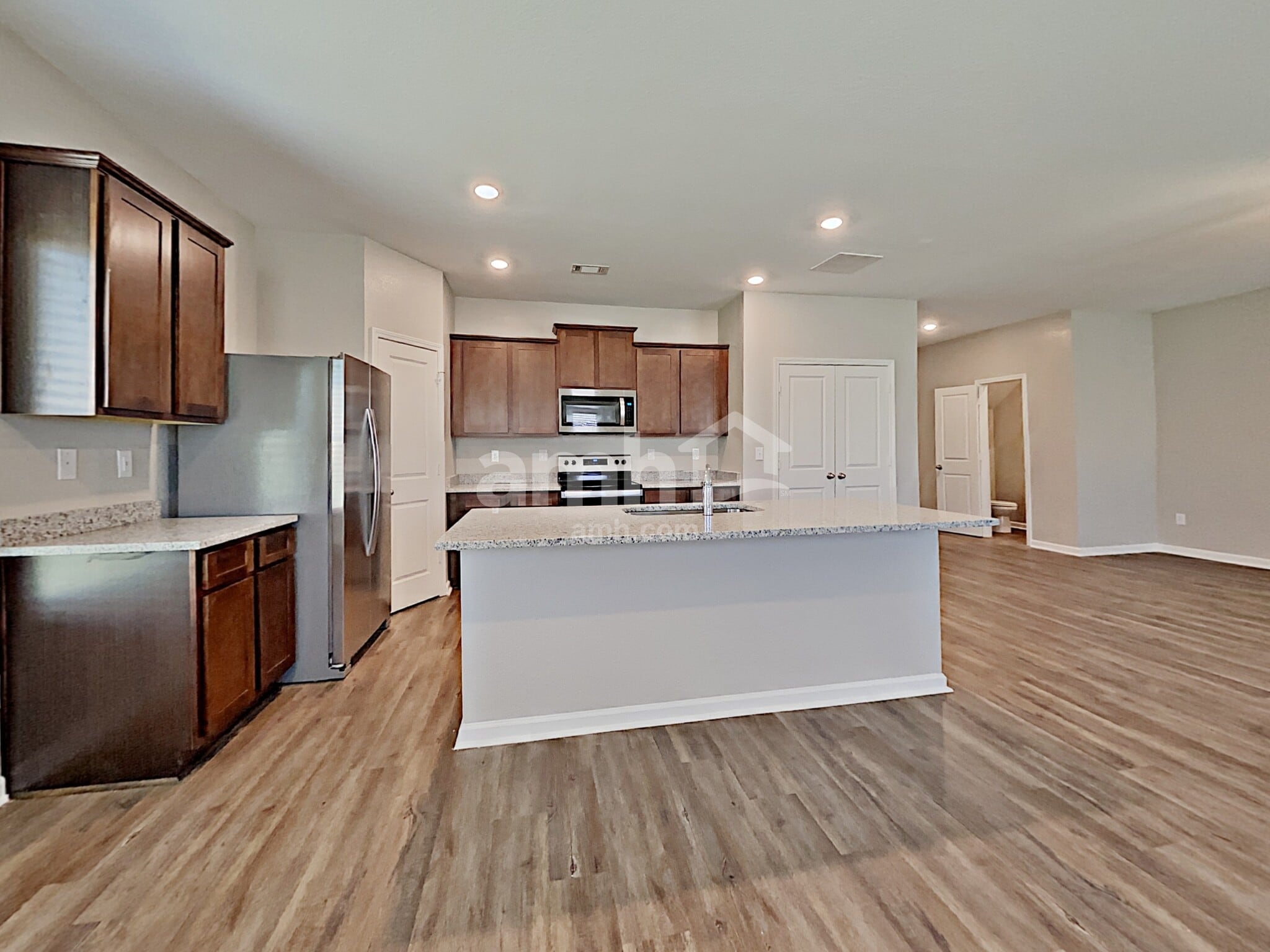 Building Photo - 3410 Ridge HillPkwy