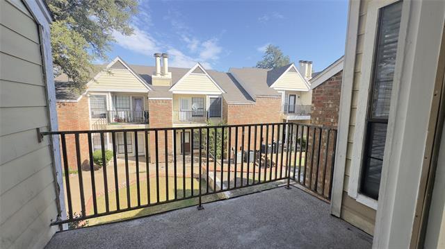 Building Photo - 9601 Forest Ln