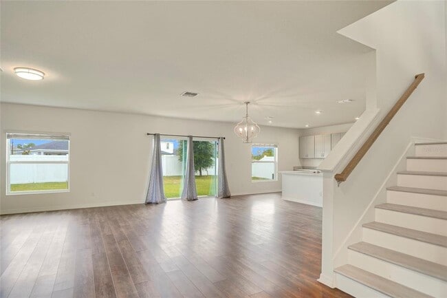 Building Photo - 3936 Fescue St