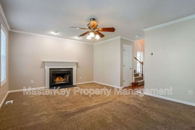 Building Photo - 105 Grandtree Ct