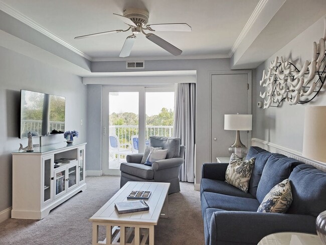 Building Photo - Summerhouse 310