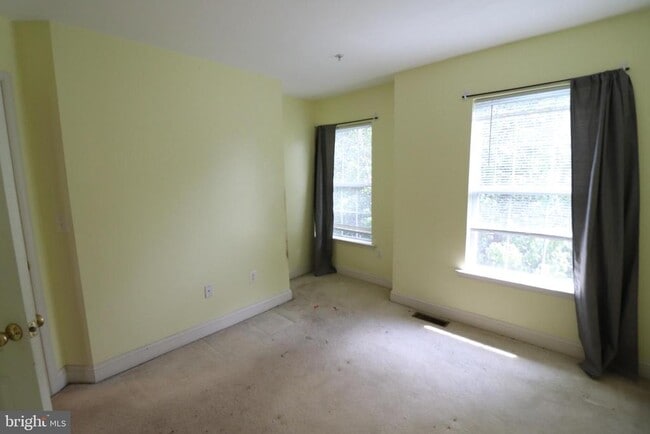 Building Photo - 7200 Phelps Hill Ct