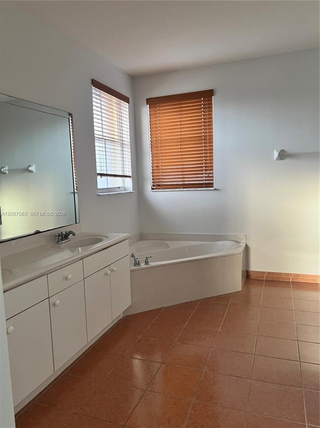 Building Photo - 16475 SW 84th Ln