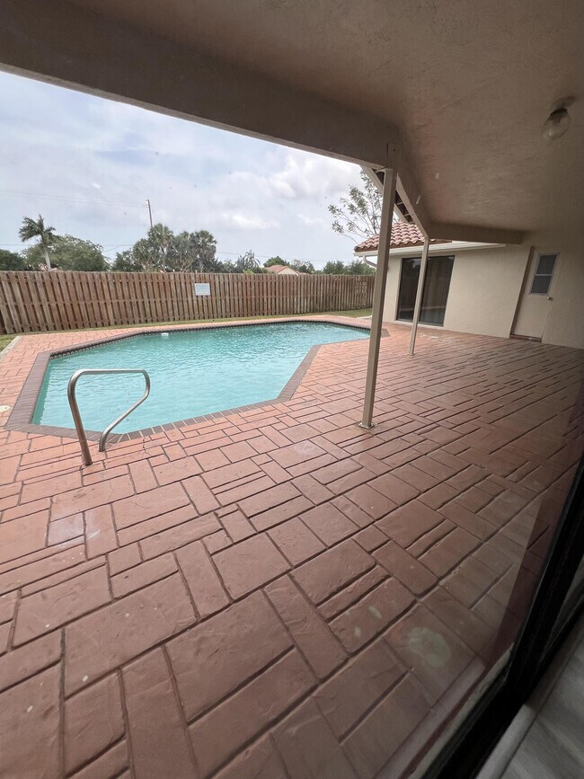 Building Photo - 23289 Lago Mar Cir