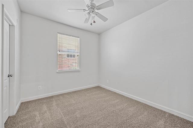 Building Photo - 1711 Peregrine Dr