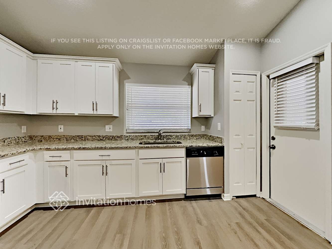Building Photo - 10600 Sandridge Ct