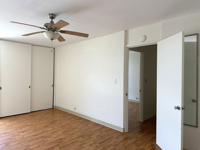 Building Photo - Pet Friendly - Diamond Head Hillside 2BR/1...