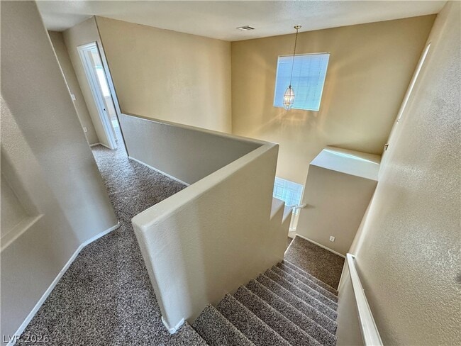 Building Photo - 3805 Hollycroft Dr